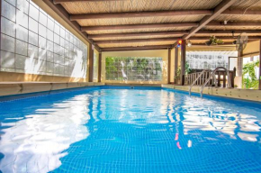 Hotels in Shomera